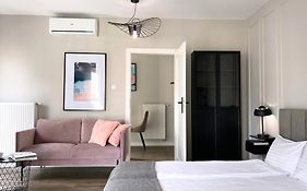 Apartamenty-Wroc Center By The University Bridge